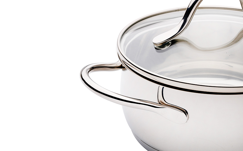 不锈钢实心手柄，触感细腻轻便